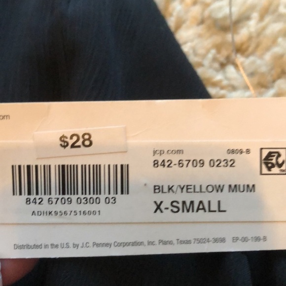 𝅺New with tags Ana blouse - Picture 8 of 8